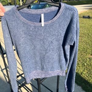 Aeropostale Heathered Blue Crew Neck Sweater